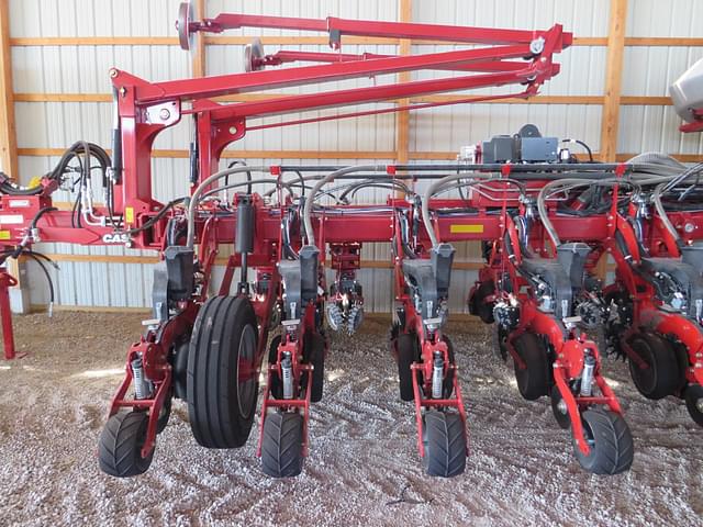 Image of Case IH 2150 equipment image 2
