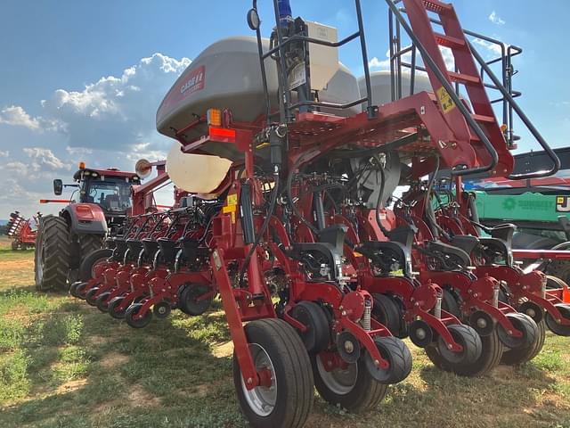 Image of Case IH 2150 equipment image 3