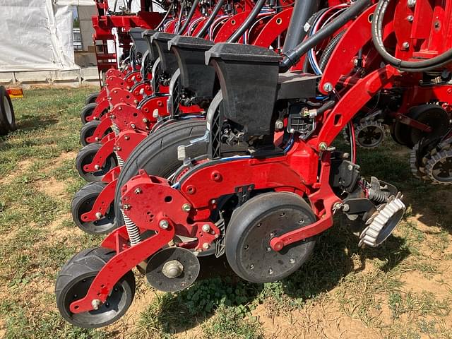 Image of Case IH 2150 equipment image 4