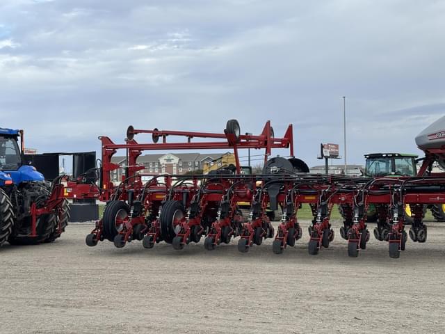 Image of Case IH 2150 equipment image 2
