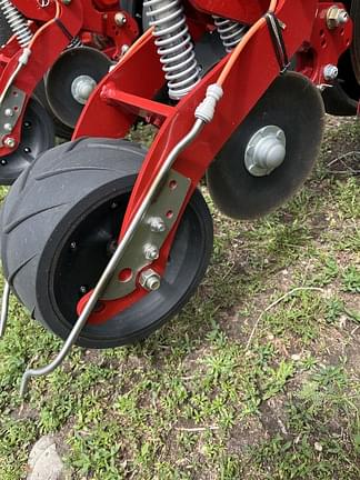 Image of Case IH 2150 equipment image 4
