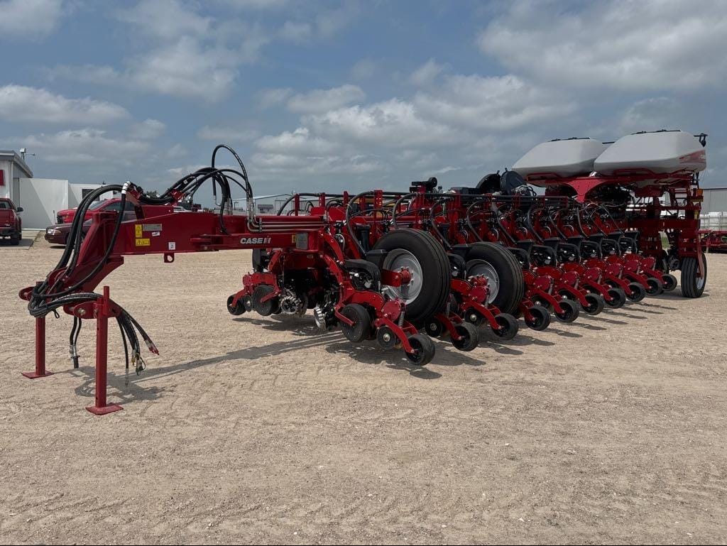 2023 Case IH 2150 Equipment Image0