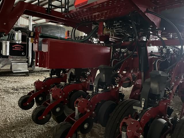 Image of Case IH 2150 equipment image 3