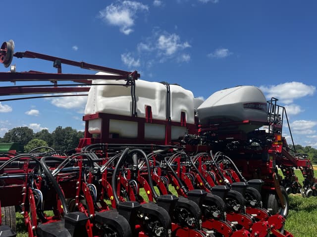 Image of Case IH 2150S equipment image 4