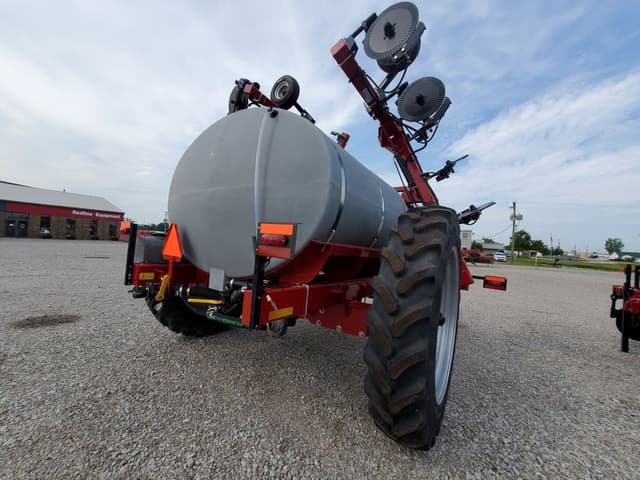 Image of Case IH Nutri Placr 2800 equipment image 4