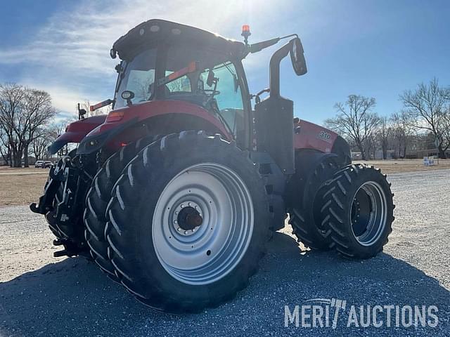 Image of Case IH Magnum 310 equipment image 4