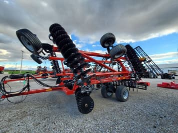 Main image Case IH 335VT