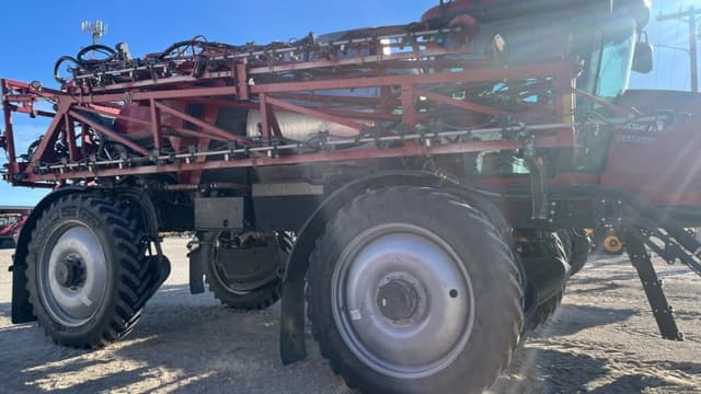 Image of Case IH Patriot 4350 equipment image 3
