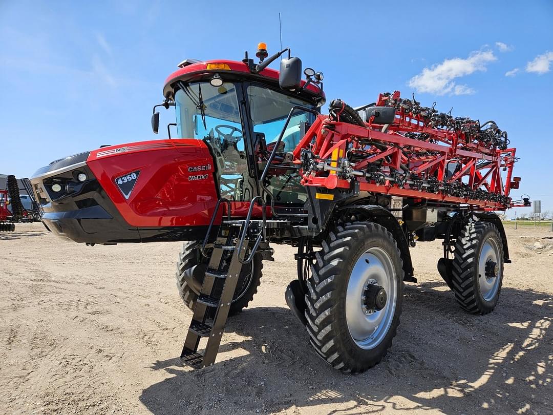 Image of Case IH Patriot 4350 Image 0
