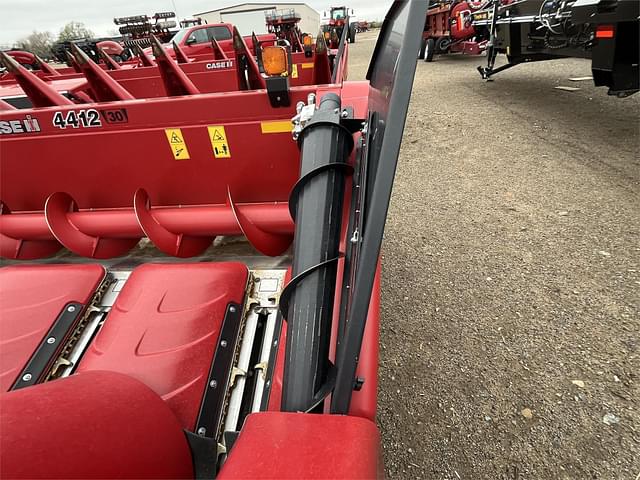 Image of Case IH 4412 equipment image 2