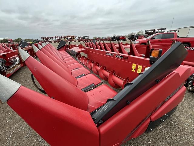 Image of Case IH 4412 equipment image 2