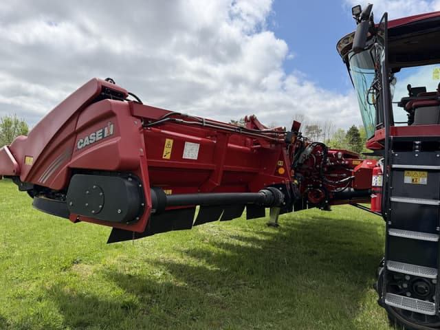 Image of Case IH 4412F equipment image 2