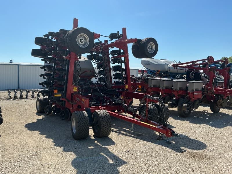 Image of Case IH 550T Primary image