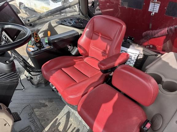 Image of Case IH 5550 Trident equipment image 2