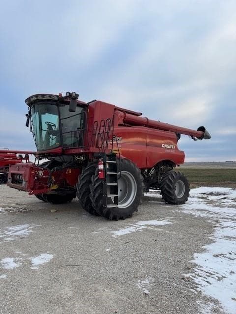 Image of Case IH 7150 equipment image 1