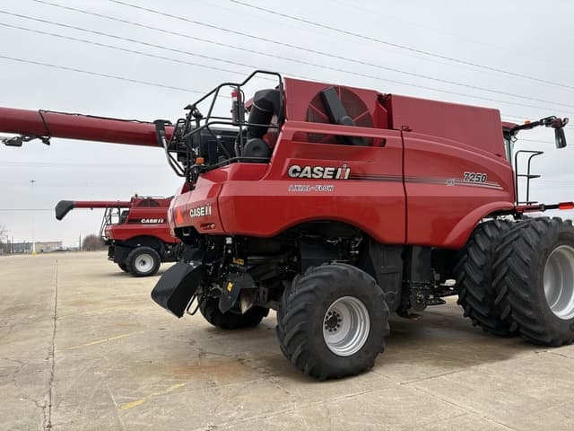 Image of Case IH 7250 equipment image 2