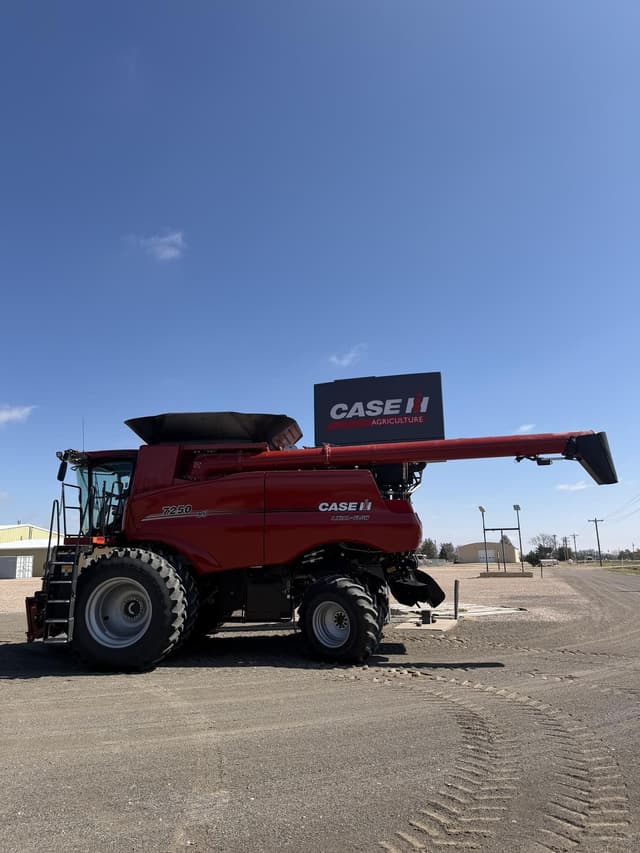 Image of Case IH 7250 equipment image 2