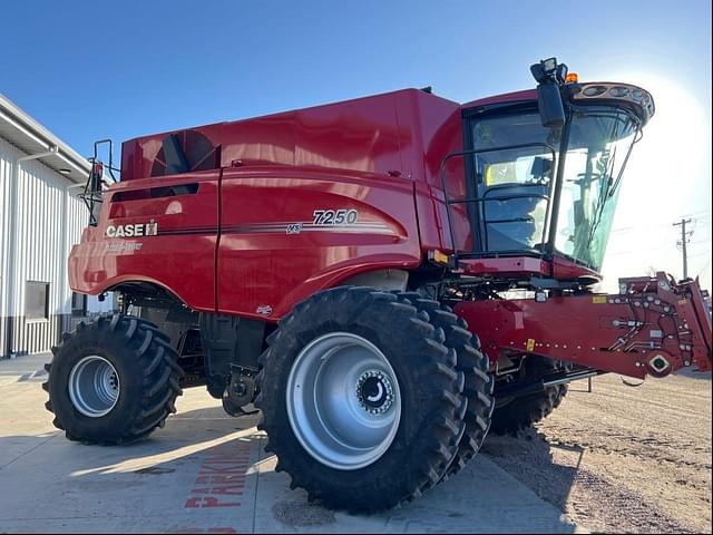 Image of Case IH 7250 equipment image 1