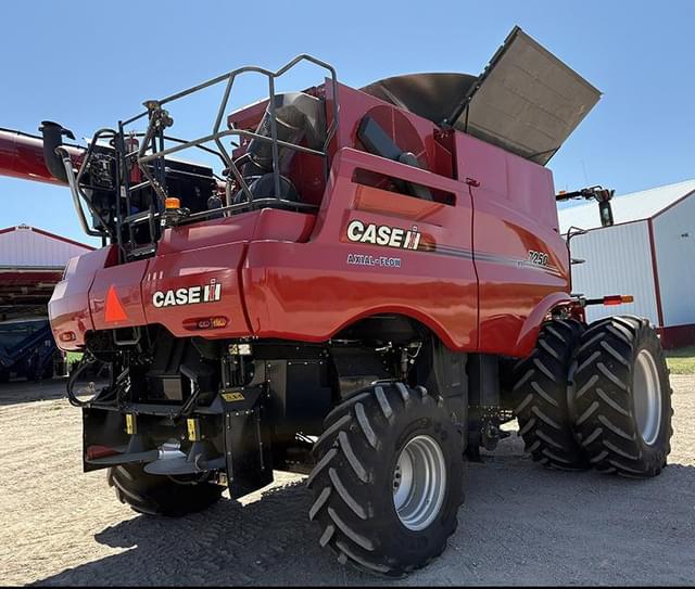 Image of Case IH 7250 equipment image 2