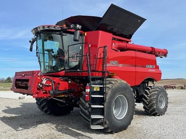 Image of Case IH 7250 equipment image 1