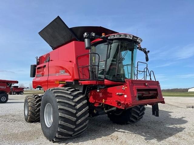 Image of Case IH 7250 equipment image 2