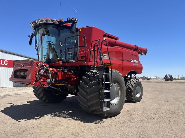 Image of Case IH 7250 equipment image 1