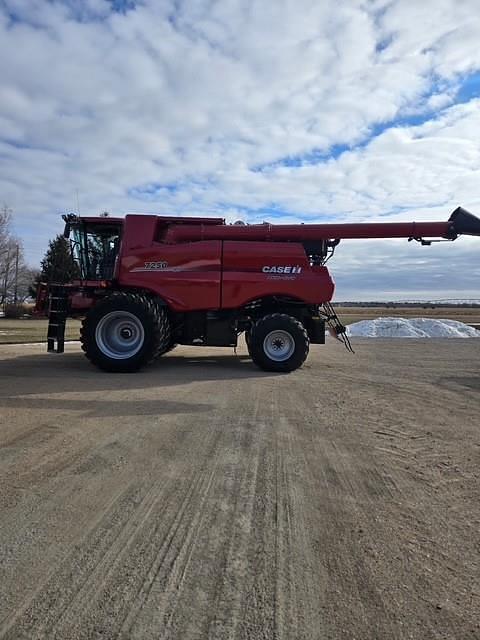 Image of Case IH 7250 equipment image 4