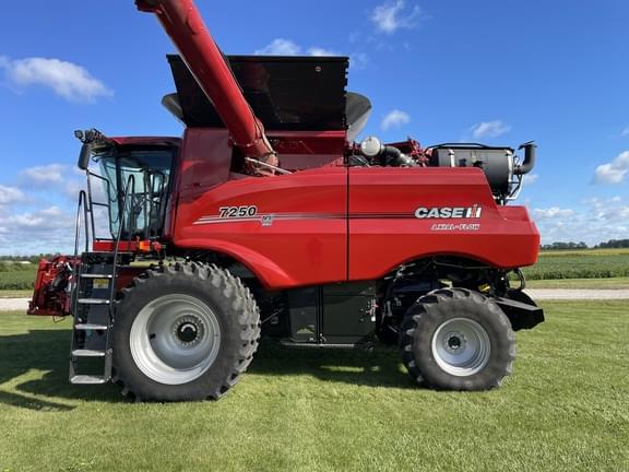 Image of Case IH 7250 equipment image 1