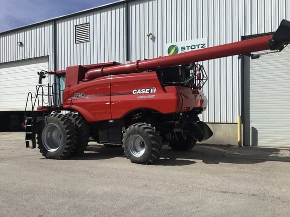 Image of Case IH 7250 equipment image 4
