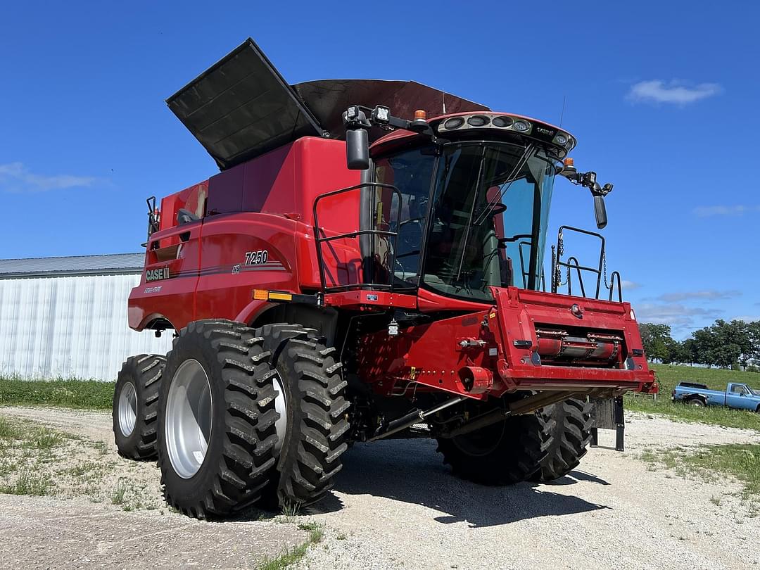 Image of Case IH 7250 Primary image