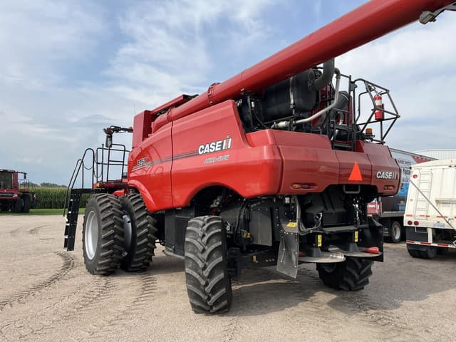 Image of Case IH 8250 equipment image 3