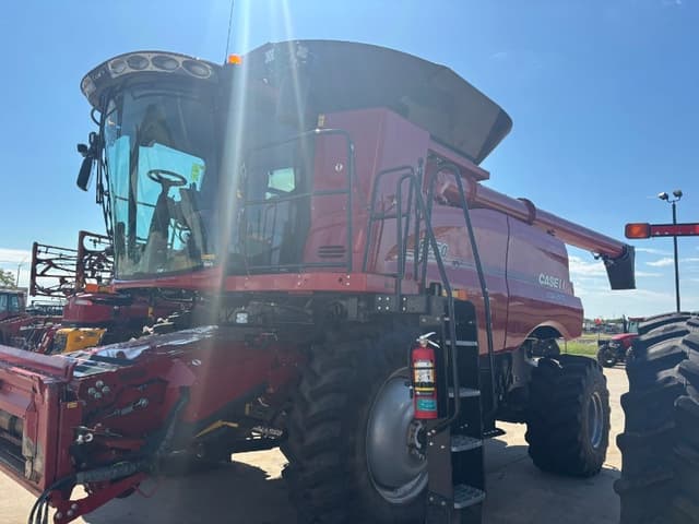 Image of Case IH 8250 equipment image 2