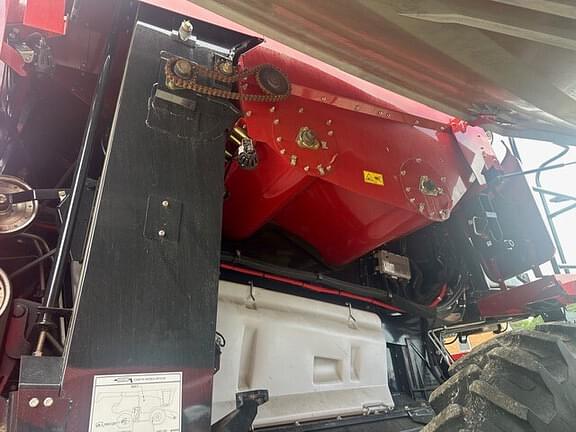 Image of Case IH 8250 equipment image 3