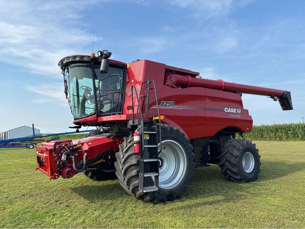 Image of Case IH 8250 Primary image