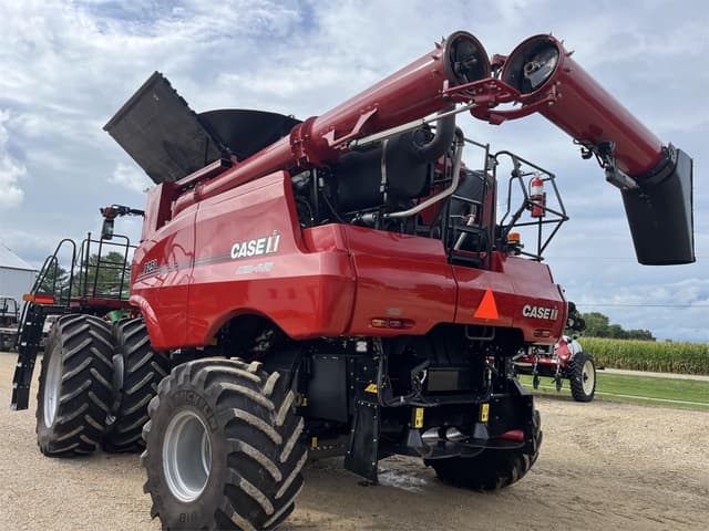 Image of Case IH 8250 equipment image 4