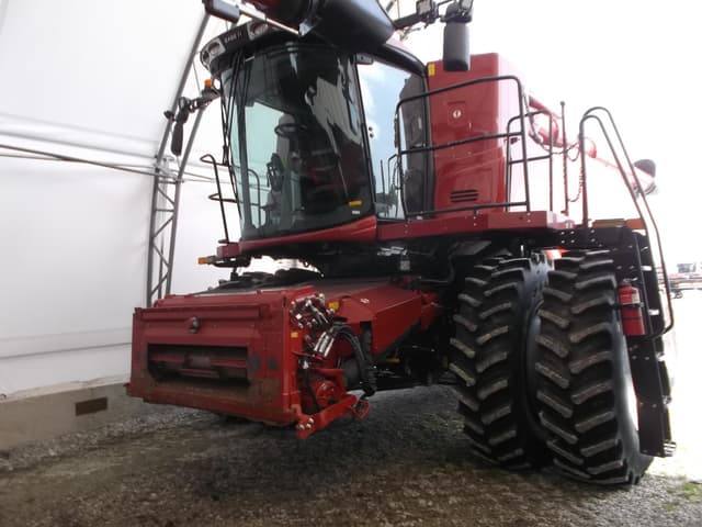 Image of Case IH 8250 equipment image 2
