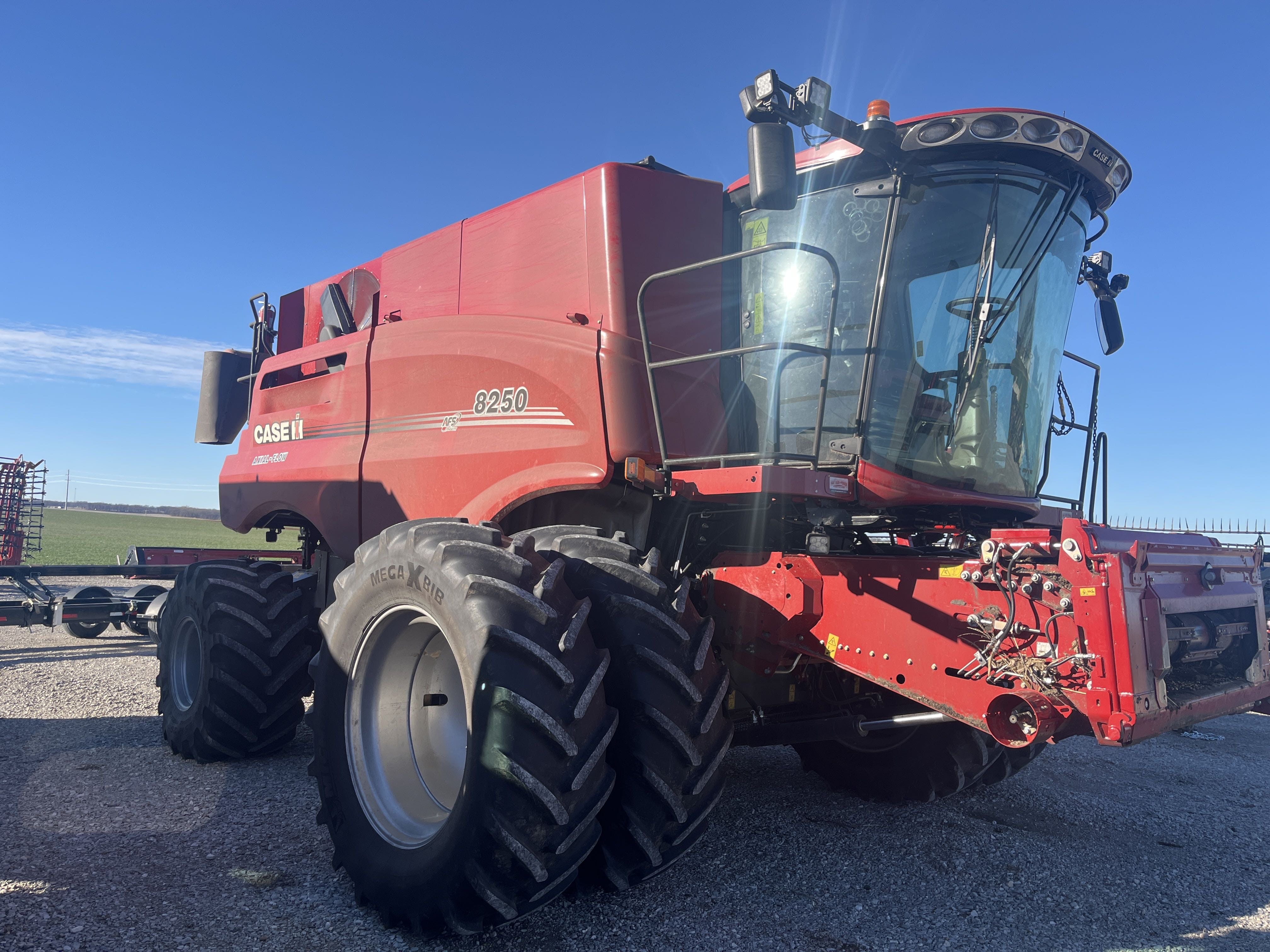 Main image Case IH 8250