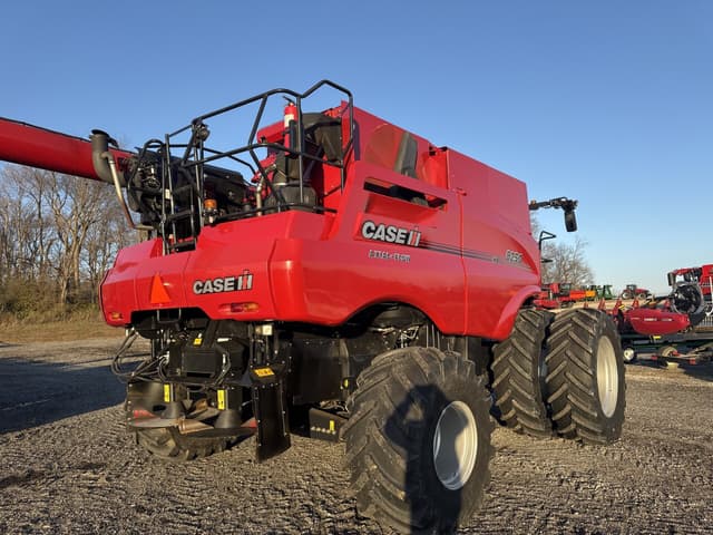 Image of Case IH 8250 equipment image 2