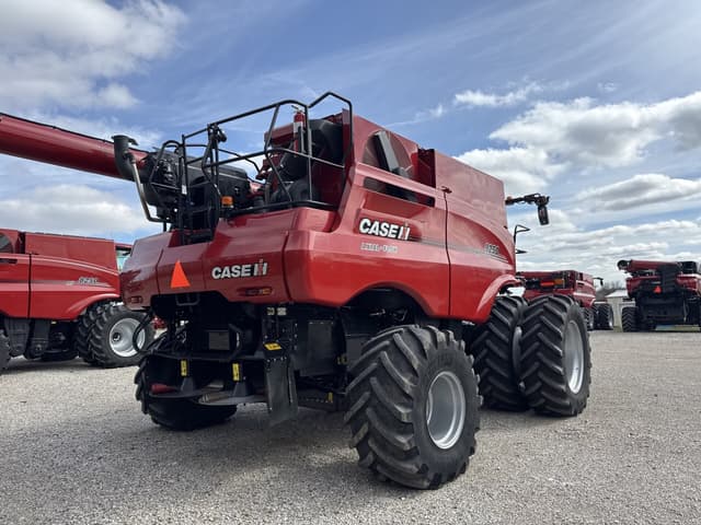 Image of Case IH 8250 equipment image 2