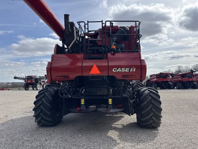 Image of Case IH 8250 equipment image 3
