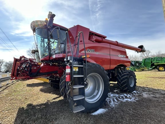 Main image Case IH 8250
