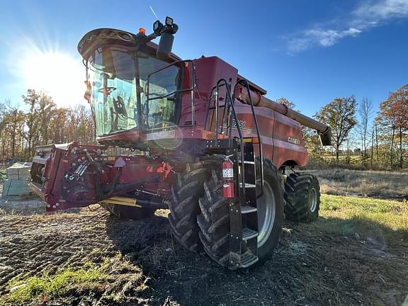 Image of Case IH 8250 equipment image 3