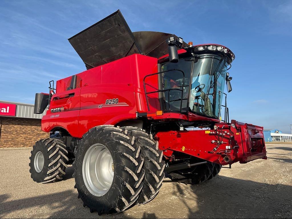 Image of Case IH 8250 Primary image