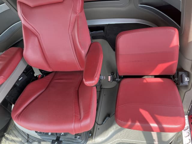 Image of Case IH 8250 equipment image 4