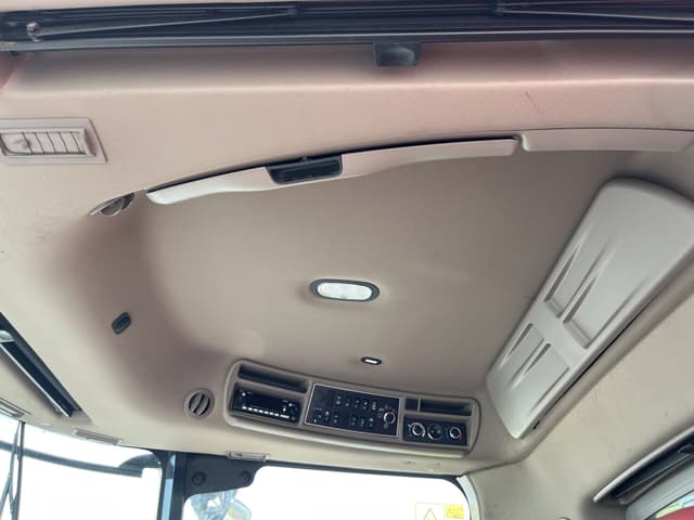 Image of Case IH 8250 equipment image 1