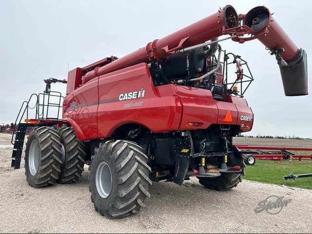 Image of Case IH 8250 equipment image 4
