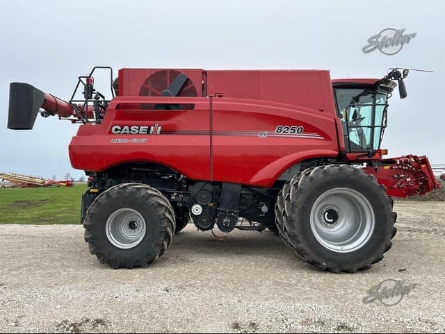 Image of Case IH 8250 equipment image 1