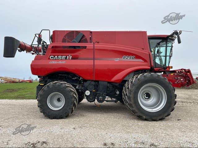 Image of Case IH 8250 equipment image 1