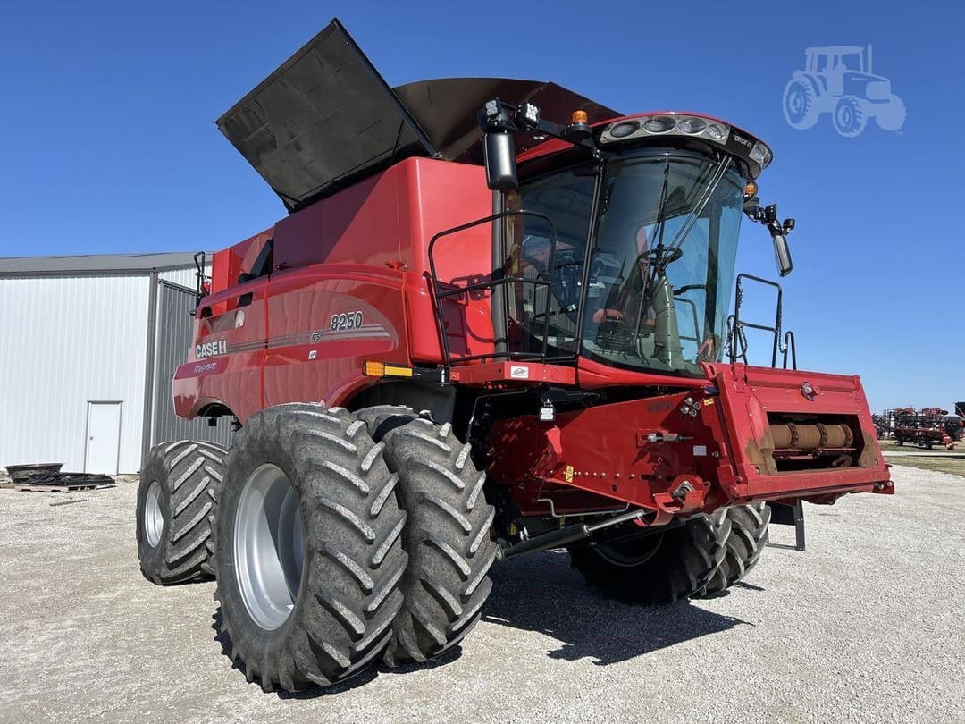 Image of Case IH 8250 Primary image