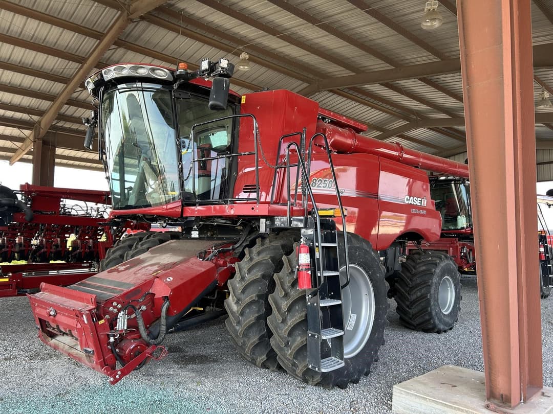 Image of Case IH 8250 Primary image